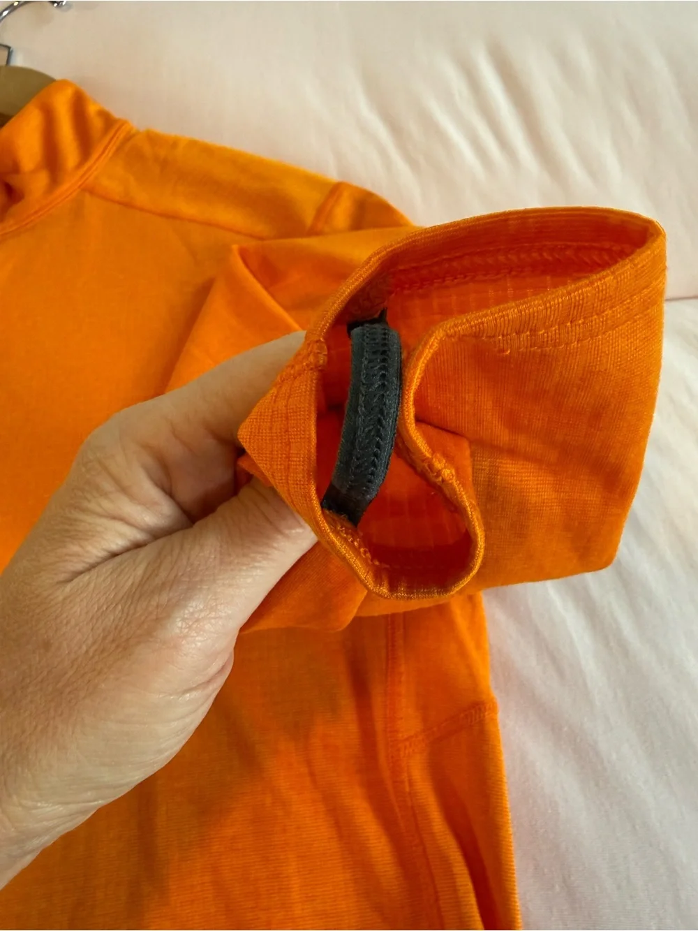 Patagonia Men’s Capilene Thermal Weight Zip-Neck Orange Grid Fleece Pullover M